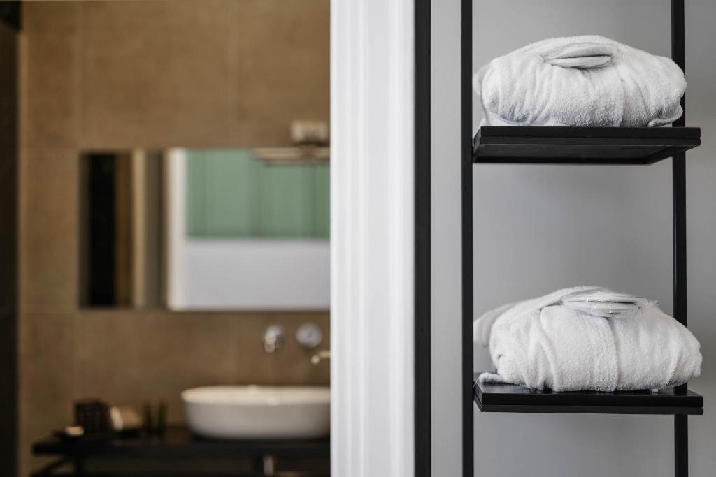 Family Affair Luxury Rooms&Suites - 12