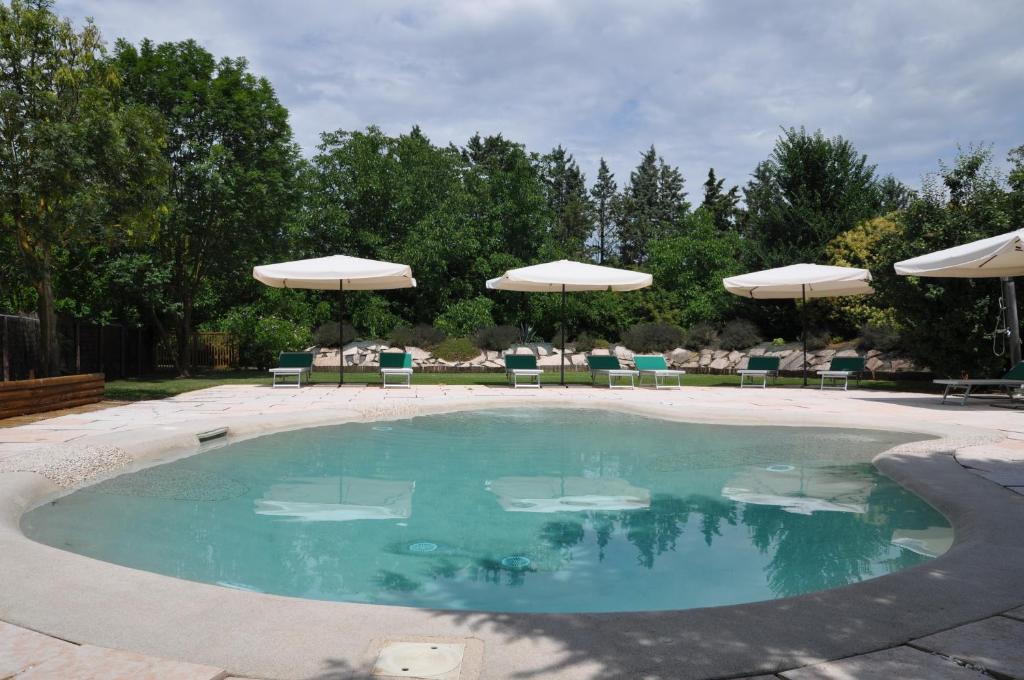 Basen w obiekcie Agriturismo Ancillotto lub w pobliżu