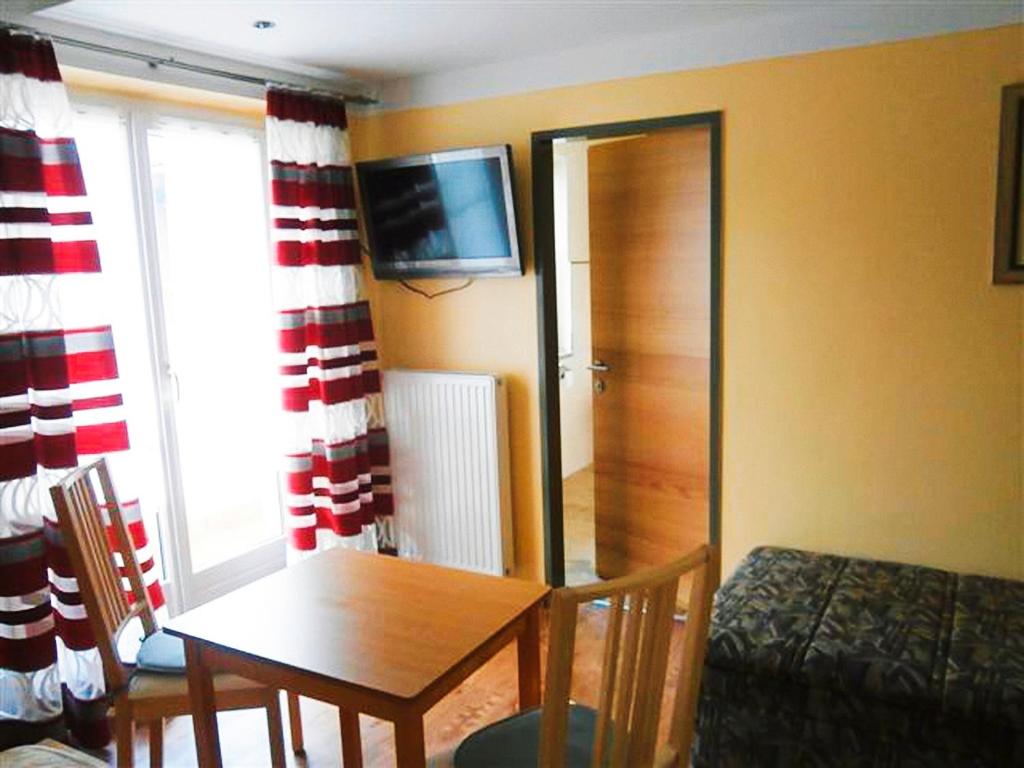 TV a/nebo společenská místnost v ubytování Pension Susi