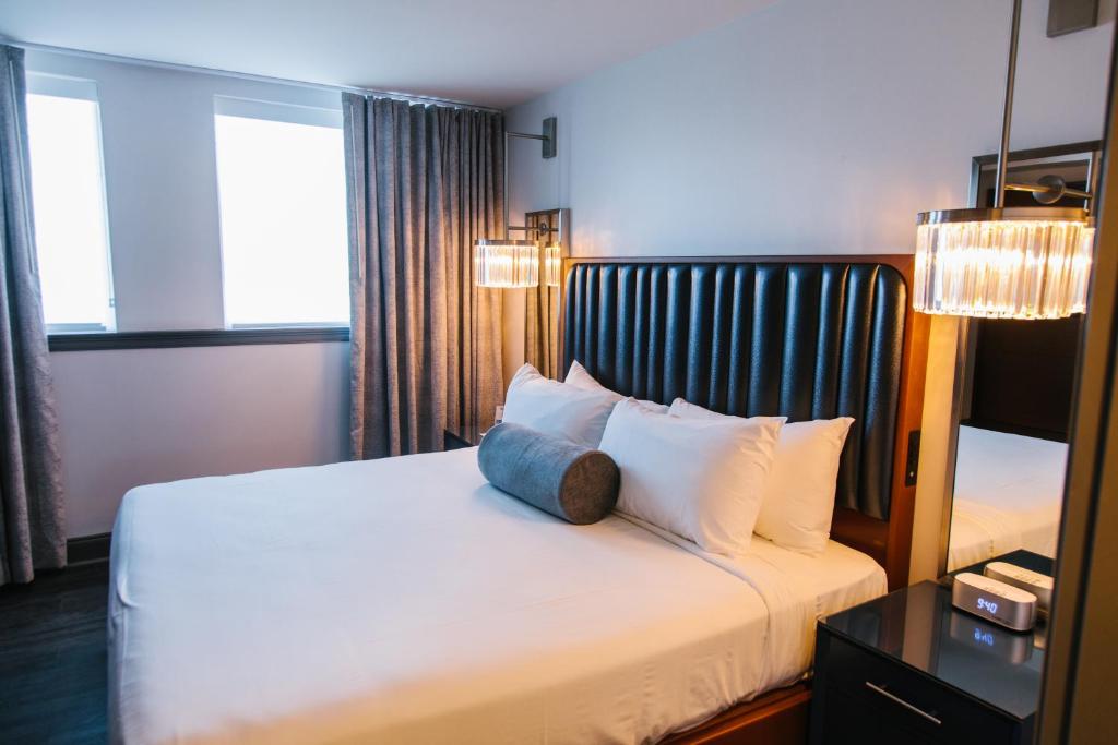 Hotel Legends - Suite De Lujo De Dos Dormitorios Con Cama King