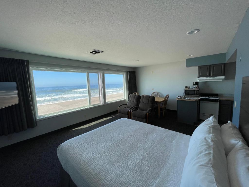 Sandcastle Beachfront - 