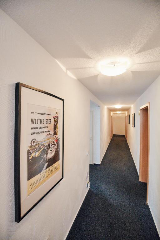 Fotografie z fotogalerie ubytování Hotel Parc Fermé am Nürburgring v destinaci Siebenbach