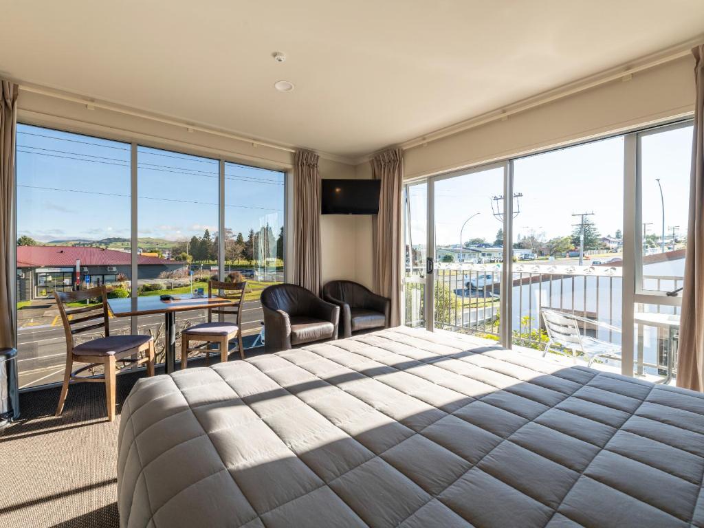 Posezení v ubytování Lake Taupo Motor Inn