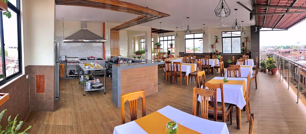 Restaurace v ubytování Studio 69 Aparthotel