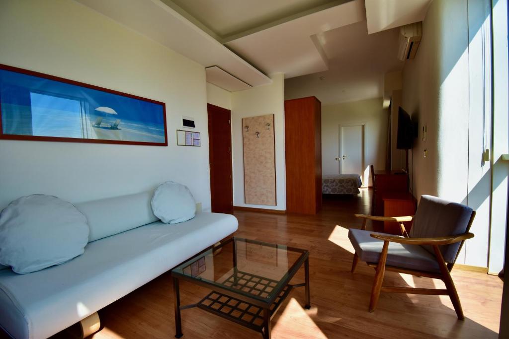Posezení v ubytování Hotel Astor B&B