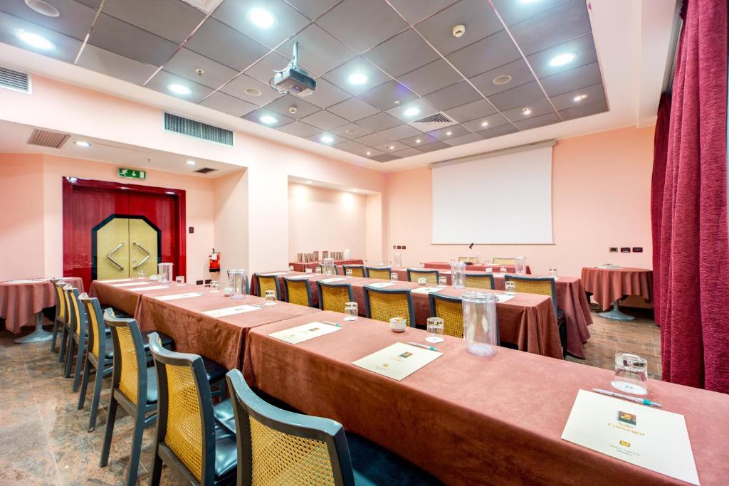 Hotel Galileo - Resim 32