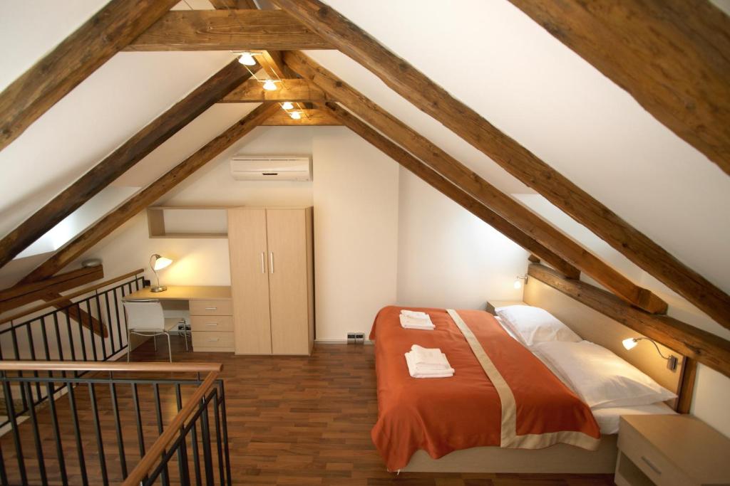 Residence U Cerné Veže Ceské Budejovice - Resim 33