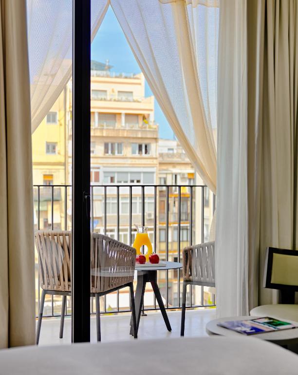 H10 Art Gallery 4* Sup - Resim 20