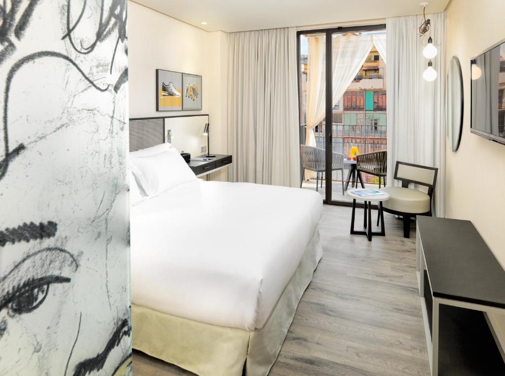 
Deluxe Double or Twin Room with Terrace
