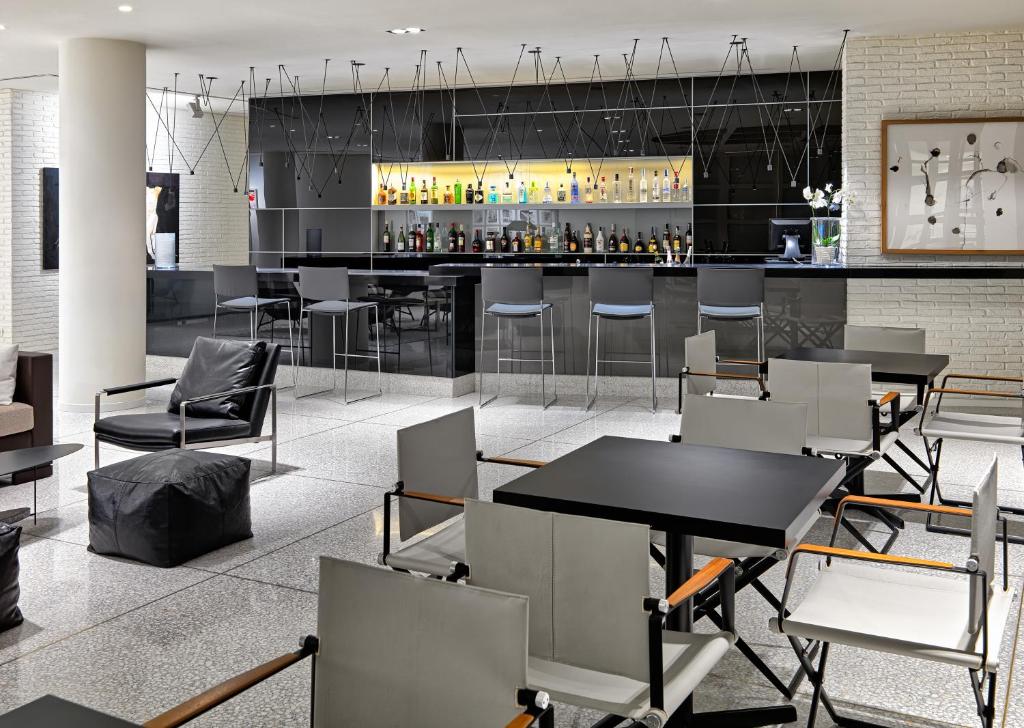 H10 Art Gallery 4* Sup - Resim 28