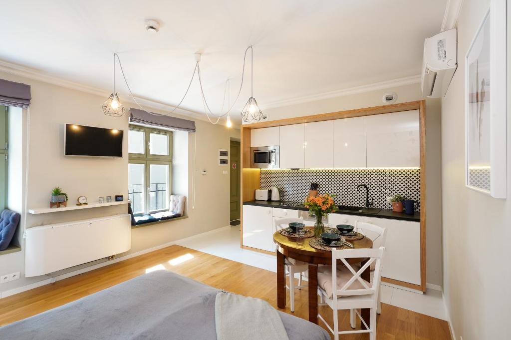 Avium Old Town Apartments - 6