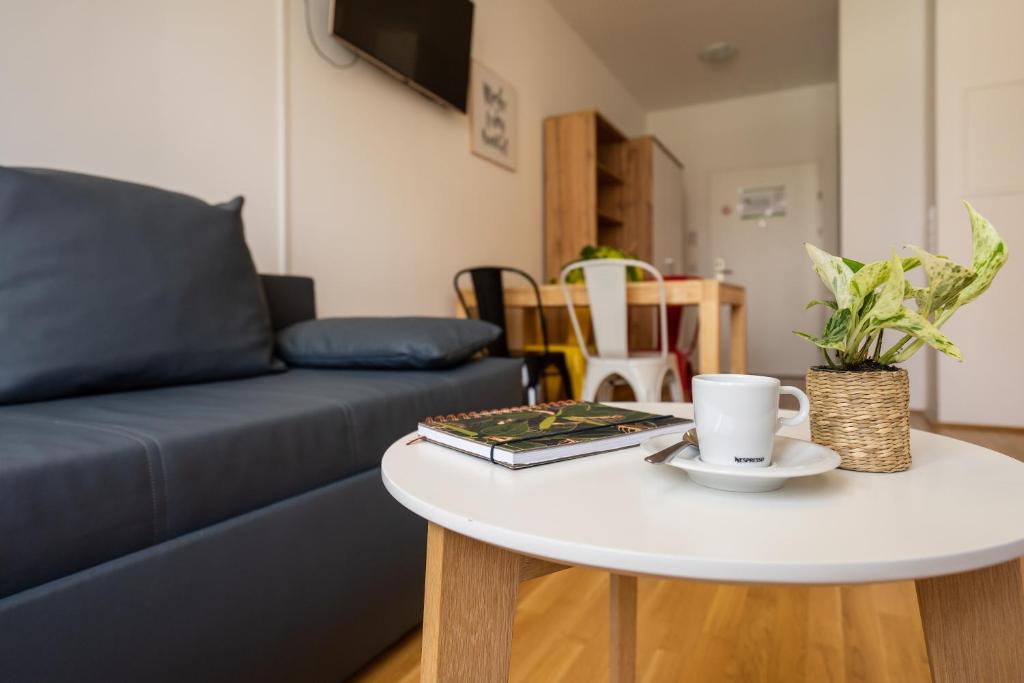 FeelGood Apartments SmartLiving | contactless check-in - Resim 37