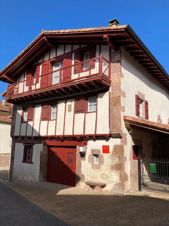 Agotxenea. Precioso apartamento rural en el Baztán - Housity