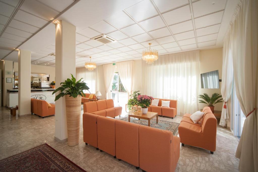 A seating area at Hotel Romagna