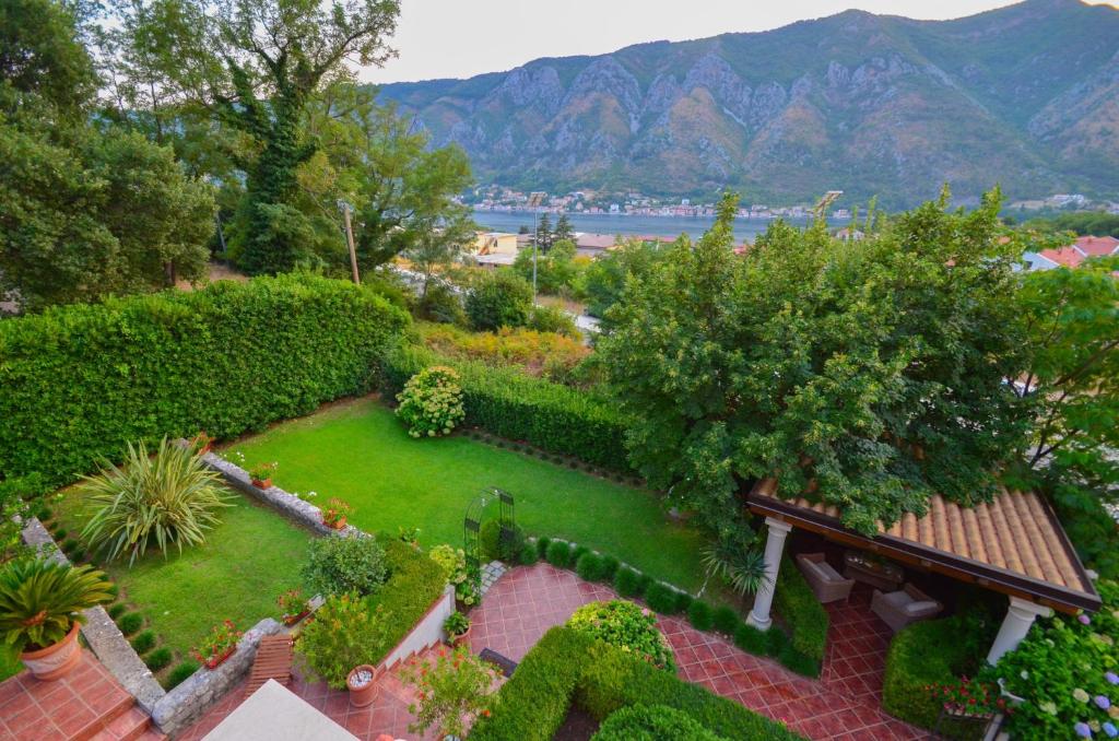 an aerial view of a garden with a bench at Djardin in Kotor