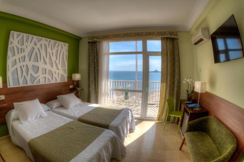 Hotel & Spa Entremares - Family Room