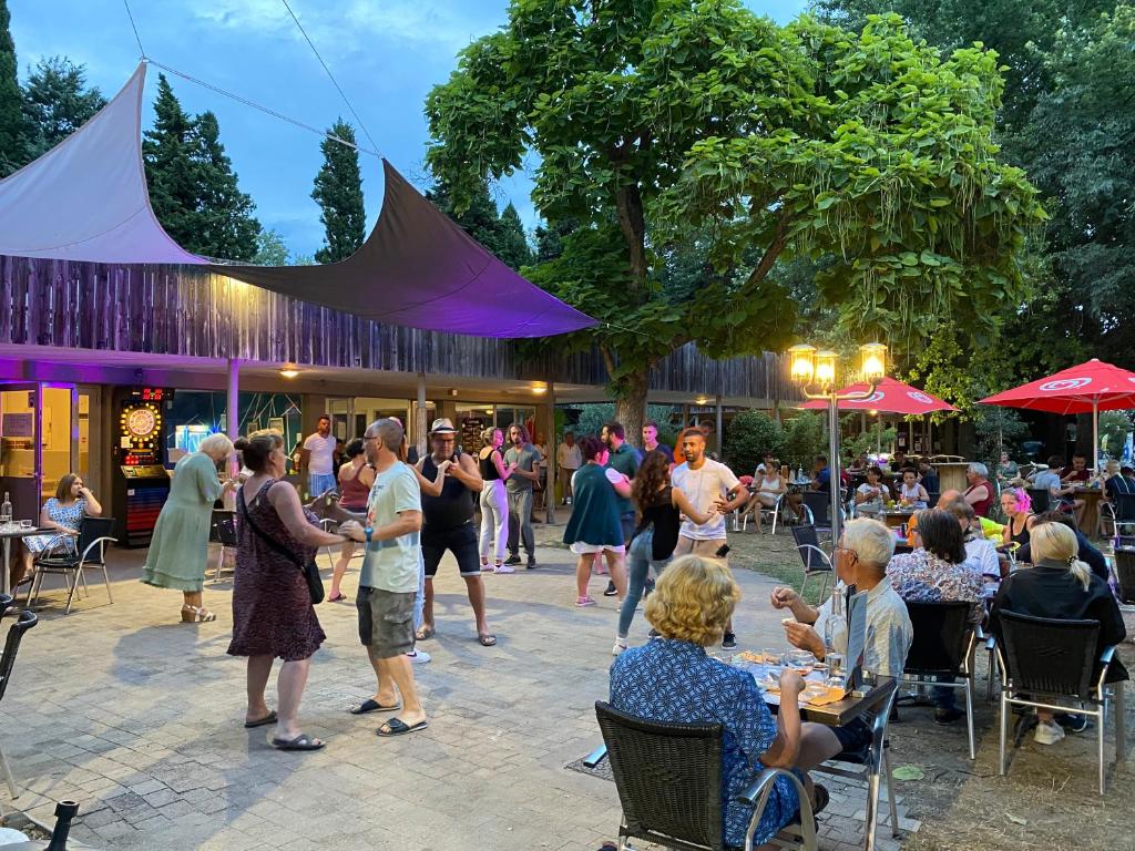 Hosté ubytování Camping du Pont d'Avignon