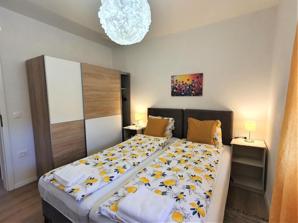 Fotografie z fotogalerie ubytování House Lucija Family apartments for max 6 persons with pool in Poreč v Poreči