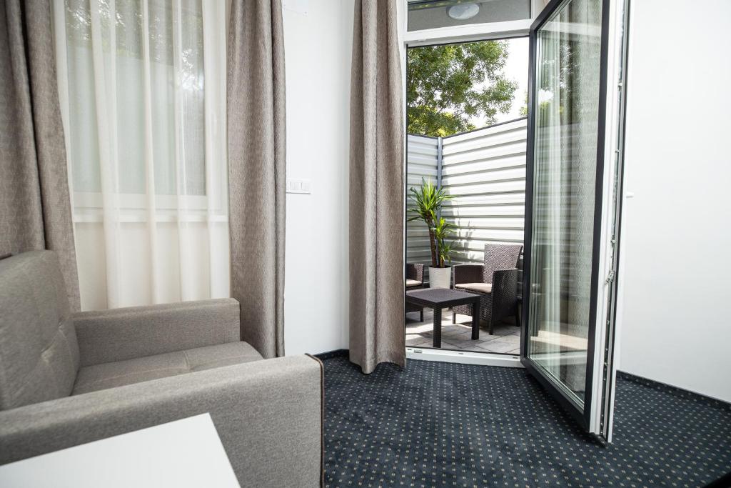 
Double Room with Patio
