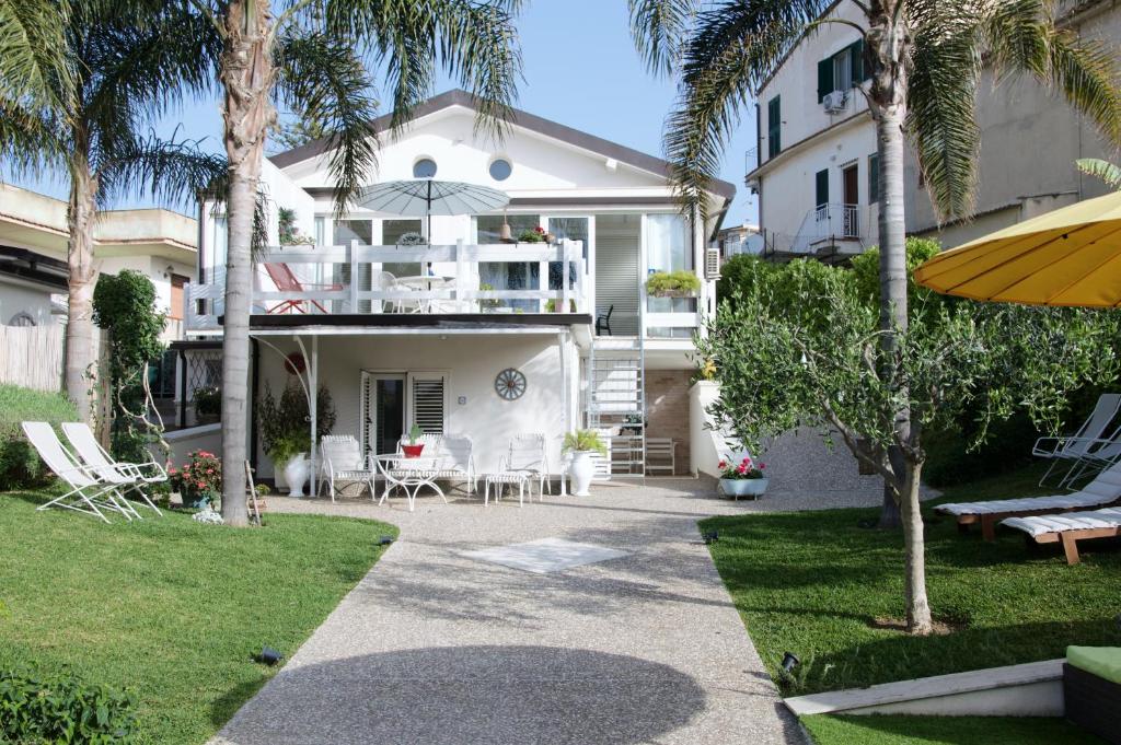 Villa Volli Three Rooms - 11