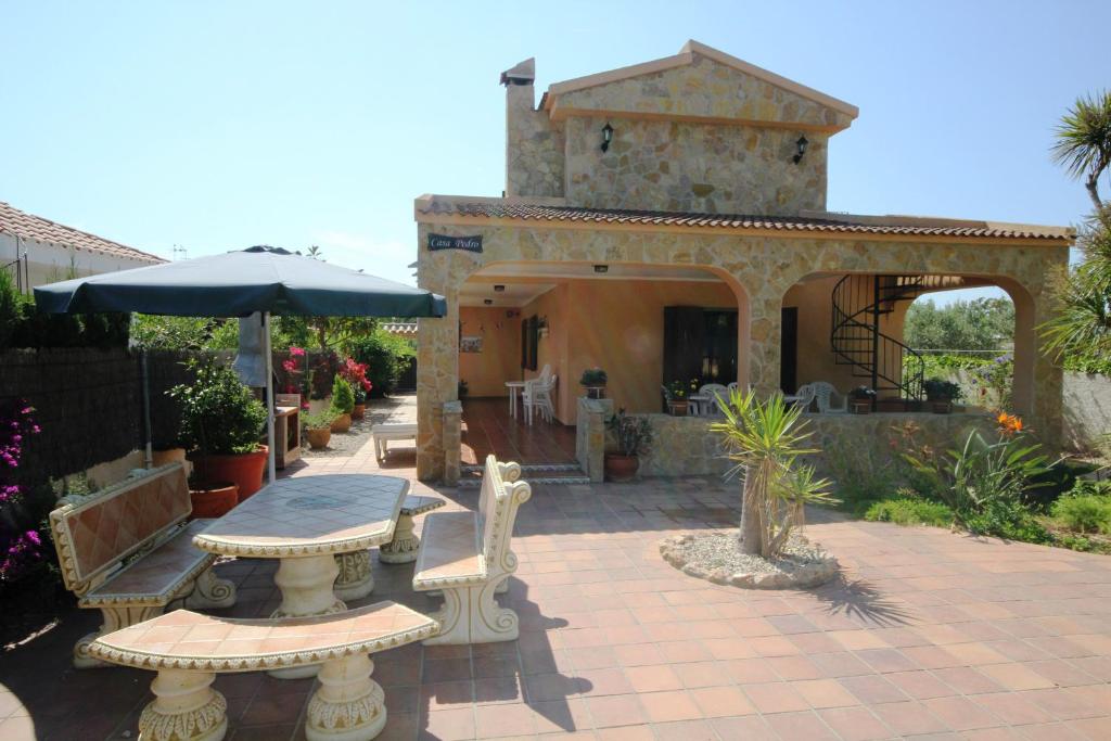 The building in which the holiday home is located