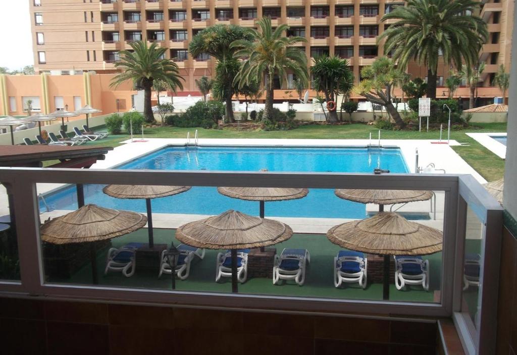 Apartment PYR sunny pool view, Fuengirola, Spain - Booking.com