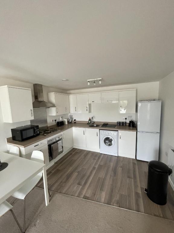 Modern 2-Bed Apartment in the heart of Salford Quays