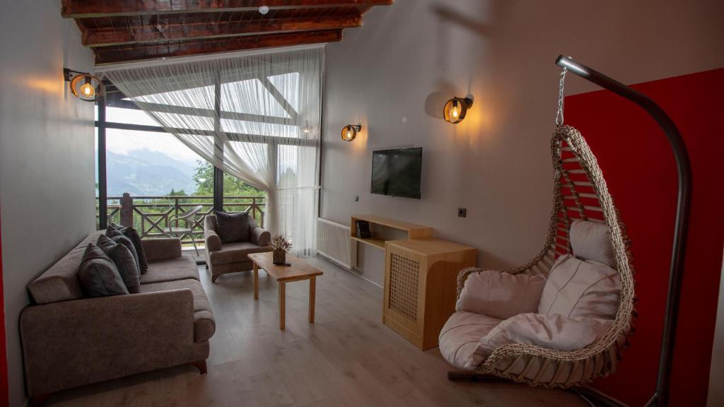 A seating area at İspendam Tess Otel