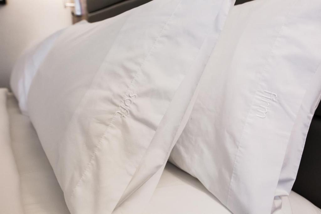 Holiday Inn Hotel & Suites Calgary South - Conference Ctr by IHG - Resim 17