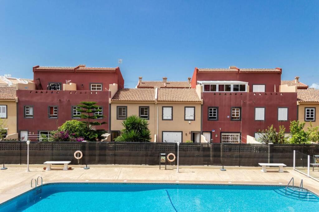 Booking.com: Apartamento Tenerife Costa Del Silencio , Arona ...