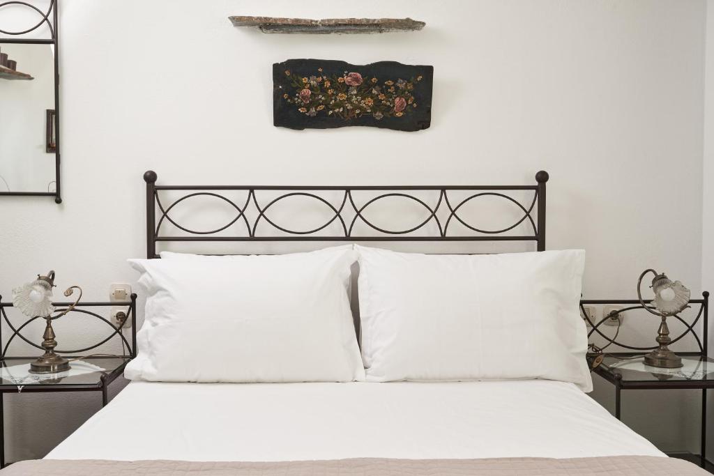 Glarakia Studios - 16