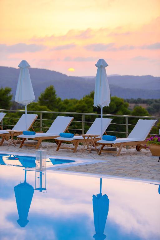 Bazén v ubytování Olympion Asty Hotel nebo v jeho okolí