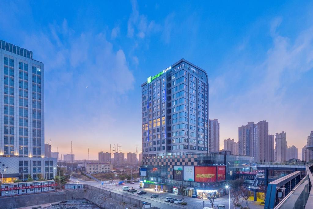 Holiday Inn Express Nanchang West Station, an IHG - Housity