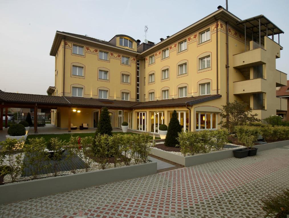 Budova, kde se hotel nachází