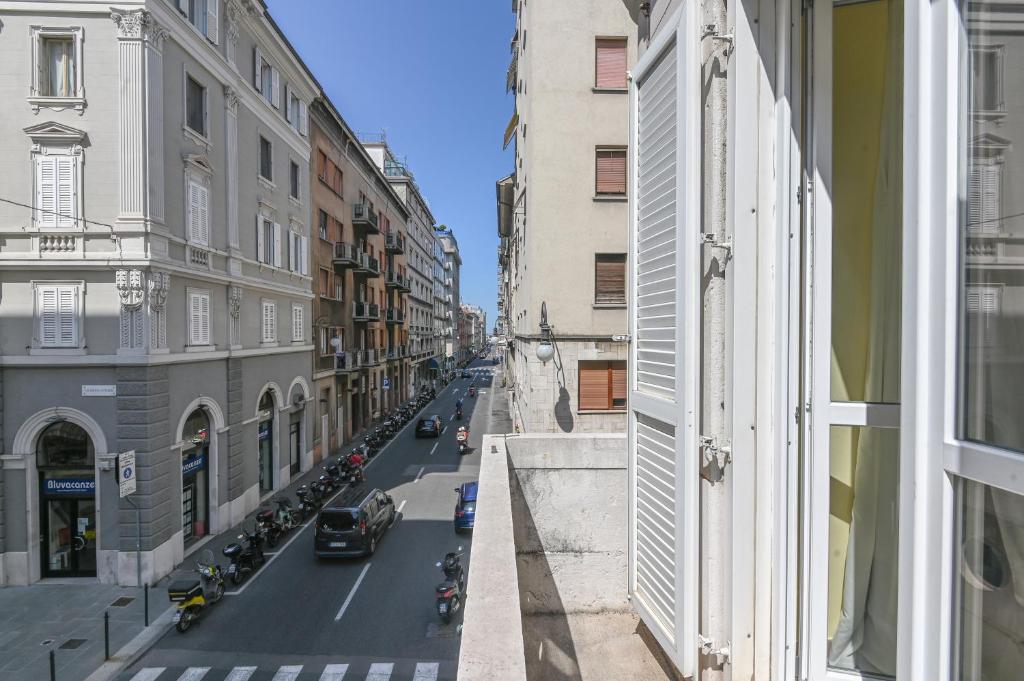 ADRIA Luxury Residence - Centro Trieste - Resim 21