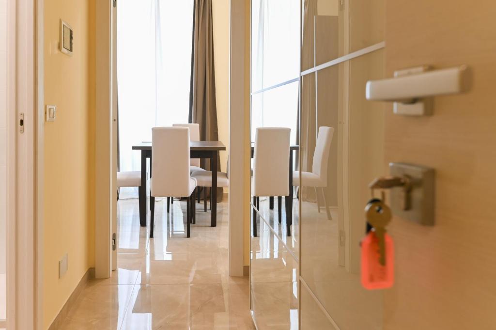 ADRIA Luxury Residence - Centro Trieste - Resim 16