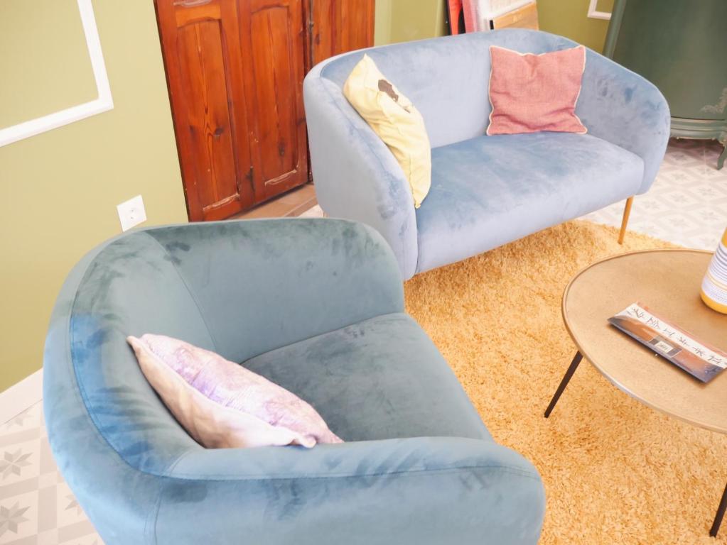 Posezení v ubytování Blaucel Cafè i Habitacions