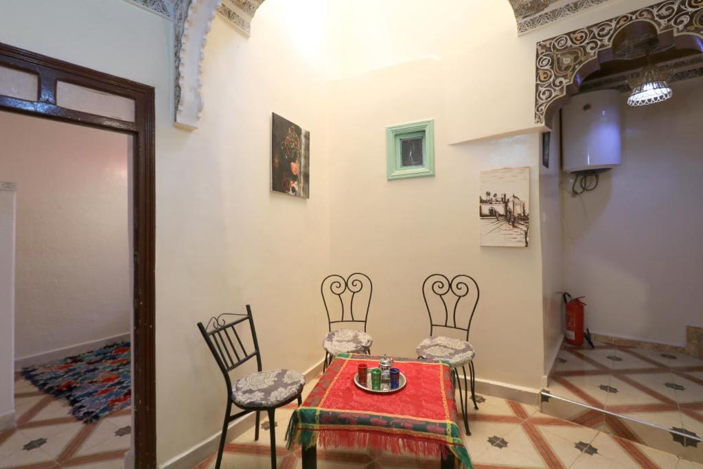 Posezení v ubytování Riad el Boukhiri