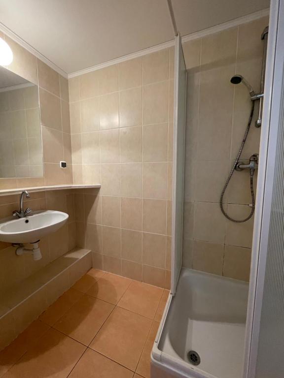 Willa Mira 200 metrów od morza - Viervoudige Kamer