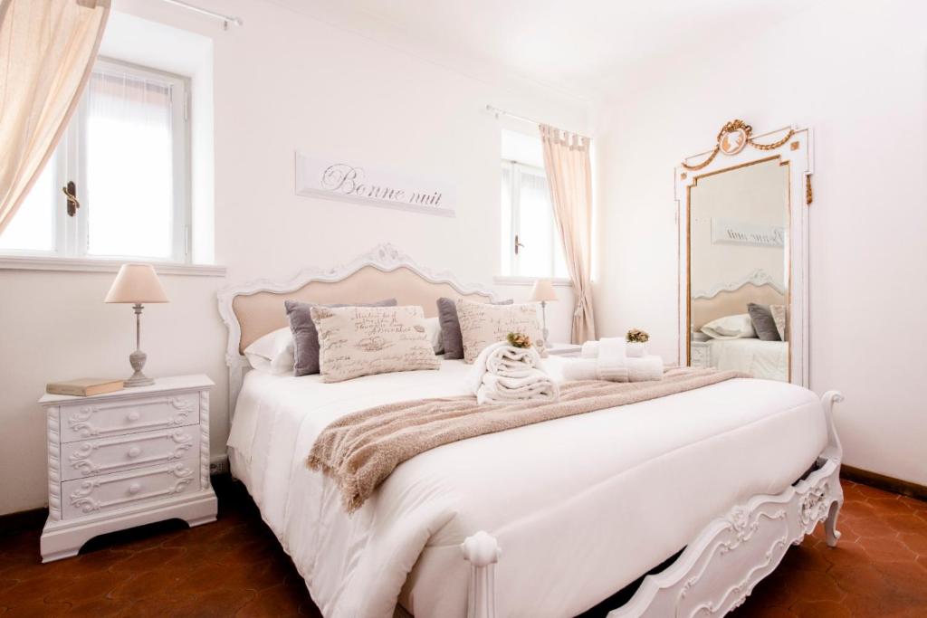 Sweet Arco Farnese - Deluxe Apartment
