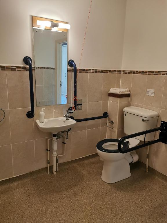 The Grove Hotel - Resim 15