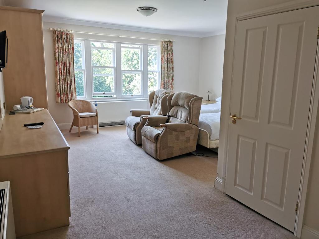 The Grove Hotel - Resim 17