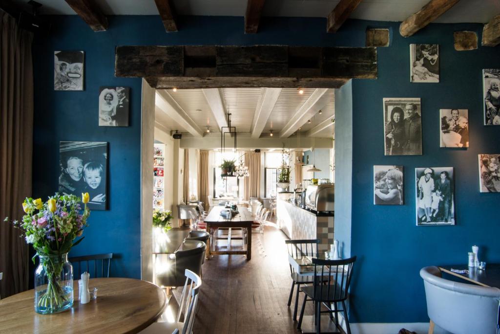 Un restaurante o sitio para comer en De Prins