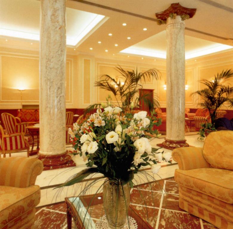 Posezení v ubytování Andreola Central Hotel