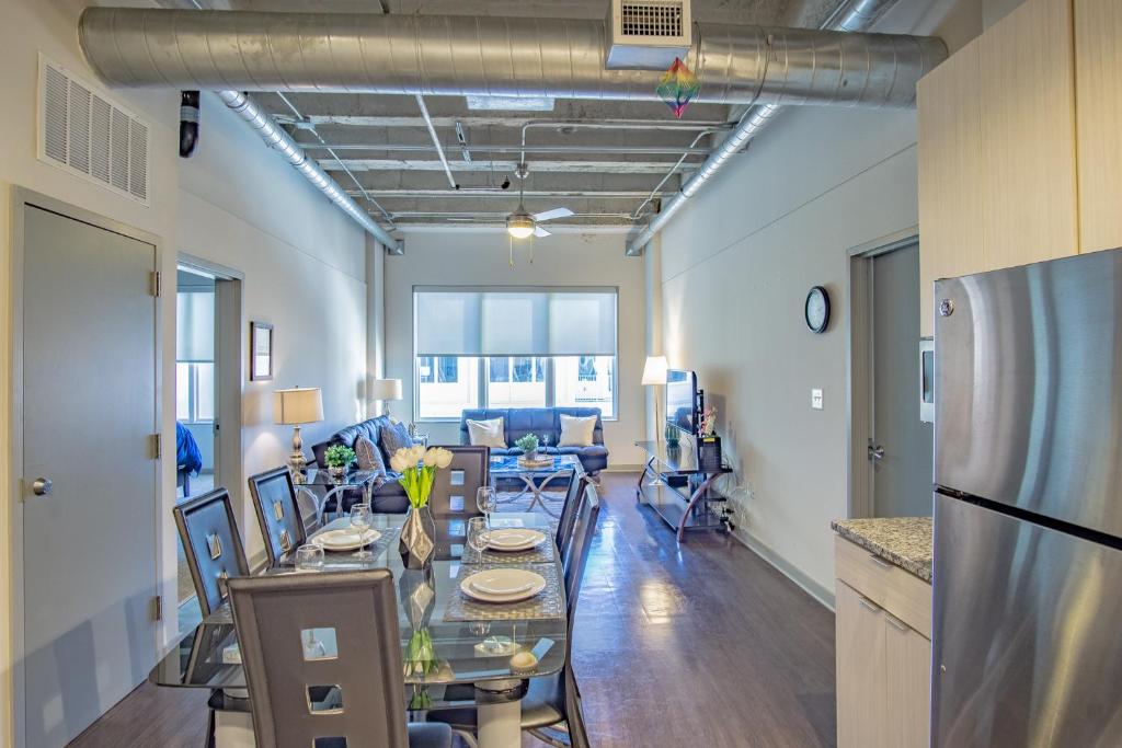 2 Bedroom Fully Furnished Apartment near Emory University Hospital