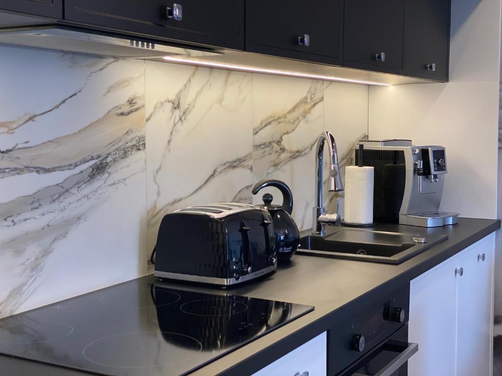 Family & Business Sauna Apartments Sienkiewicza Wesoła No3 - No4 Centrum Downtown - 1-2 Bedroom with Private Sauna, Parking - 18