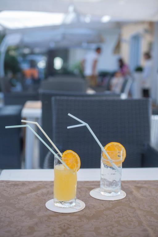 Hotel Romagna italokat is kínál