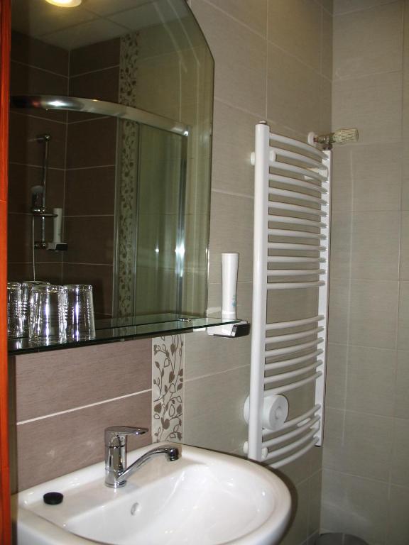 Koupelna v ubytování Fortuna Hotel