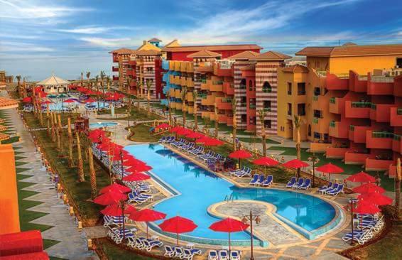 Bazén v ubytování Porto Sauth Beach Chalets Family,s only AN nebo v jeho okolí