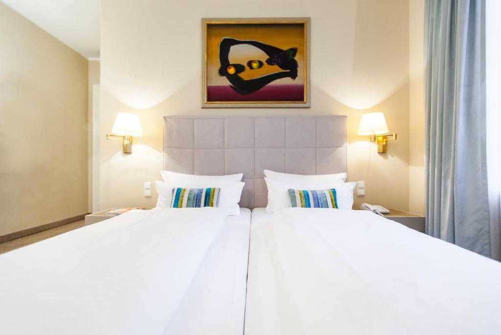 
Double Room - Courtyard
